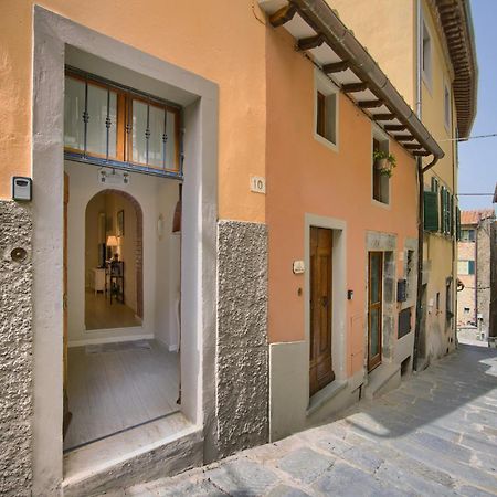"Casa Tarconte" Nel Cuore Di กอร์โตนา ภายนอก รูปภาพ