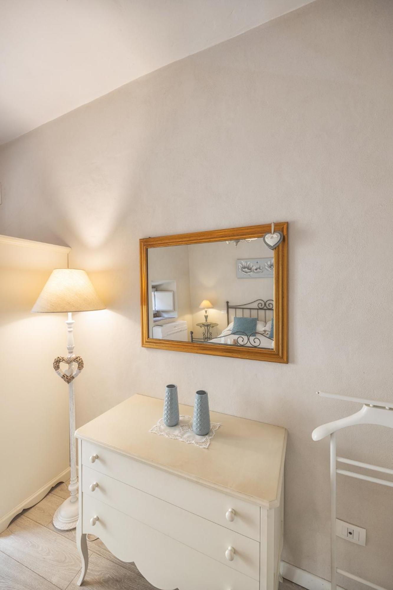 "Casa Tarconte" Nel Cuore Di กอร์โตนา ภายนอก รูปภาพ